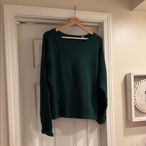 Tahari Dark Green Women's Sweater